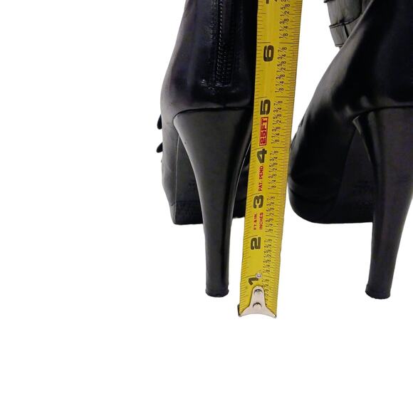 Stuart Weitzman Glam Moto Ankle Boots Sz 7.5 Black Buckle Rocker Punk Gothic - Picture 7 of 16